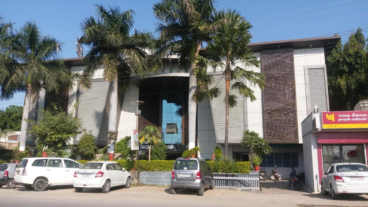 Hotel Meera Chittorgarh Buitenkant foto